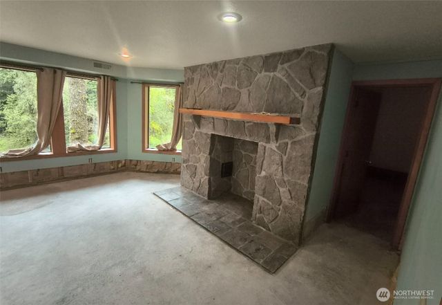 2727 Kalama River Road, Kalama, WA 98625