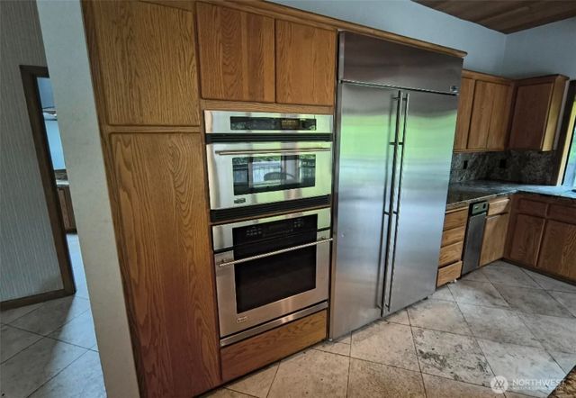 2727 Kalama River Road, Kalama, WA 98625