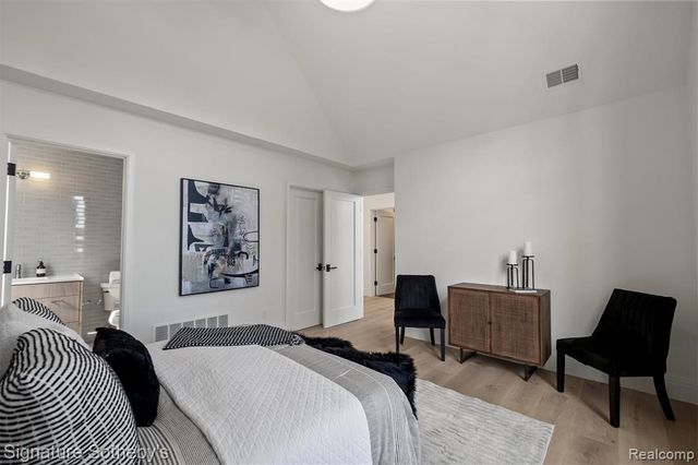 395 Greenwood Street, Birmingham, MI 48009