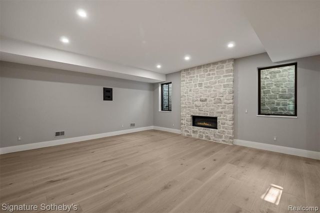 395 Greenwood Street, Birmingham, MI 48009