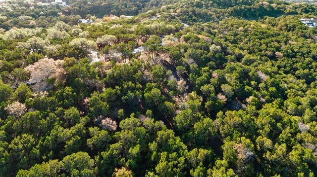 1 Martelli LN, West Lake Hills, TX 78746