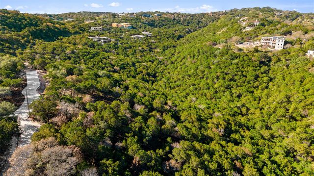 1 Martelli LN, West Lake Hills, TX 78746