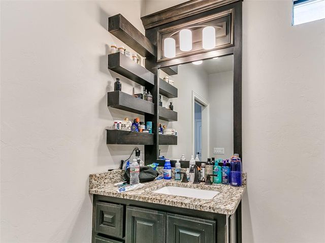 1330 E Silver City Road, Tuttle, OK 73089