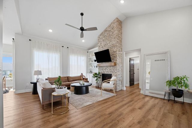 2709 N Eagle Ct., Wichita, KS 67226