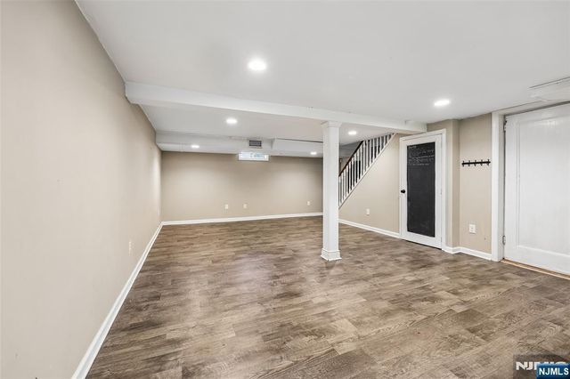 571 Laurel Road, Ridgewood, NJ 07450
