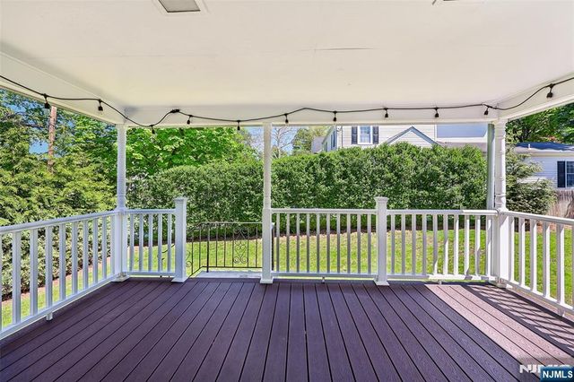 571 Laurel Road, Ridgewood, NJ 07450