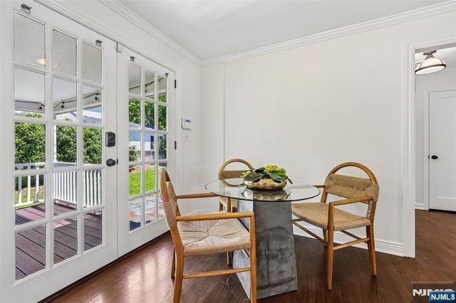 571 Laurel Road, Ridgewood, NJ 07450