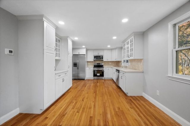 599 Oakhill Ave, Attleboro, MA 02703