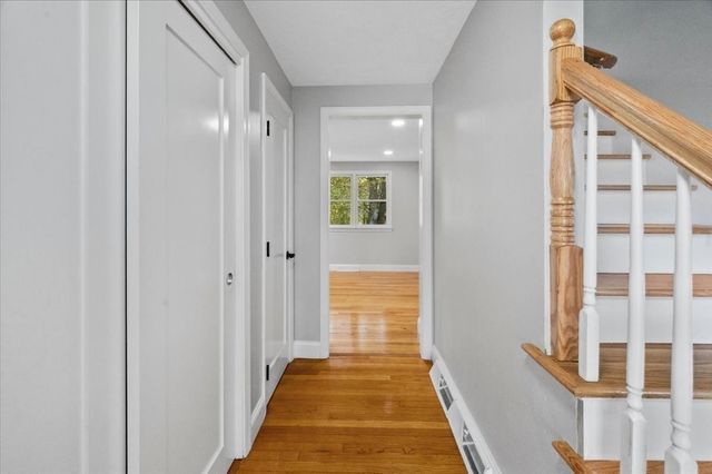 599 Oakhill Ave, Attleboro, MA 02703