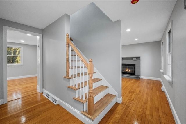 599 Oakhill Ave, Attleboro, MA 02703