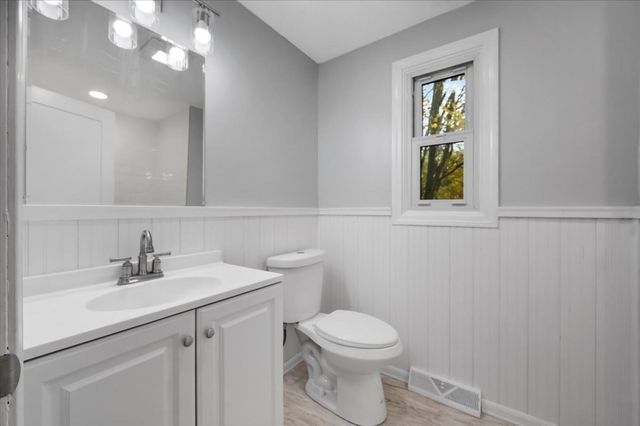 599 Oakhill Ave, Attleboro, MA 02703