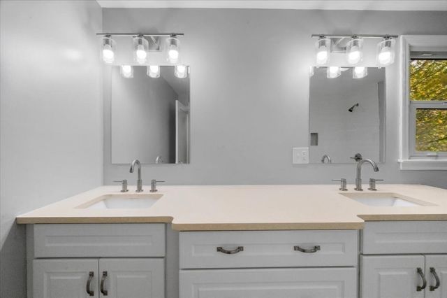 599 Oakhill Ave, Attleboro, MA 02703