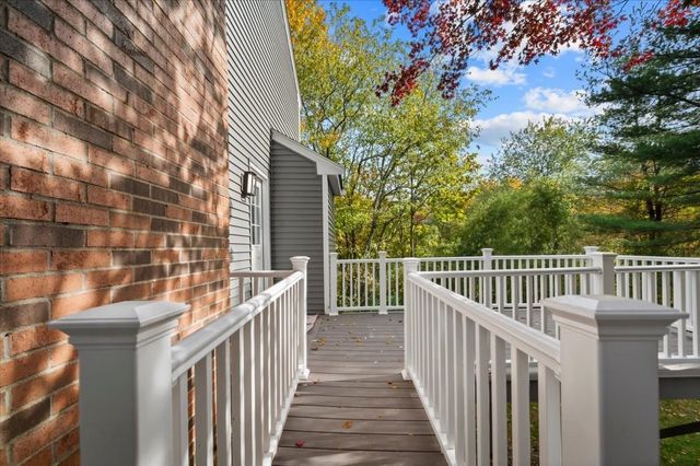 599 Oakhill Ave, Attleboro, MA 02703