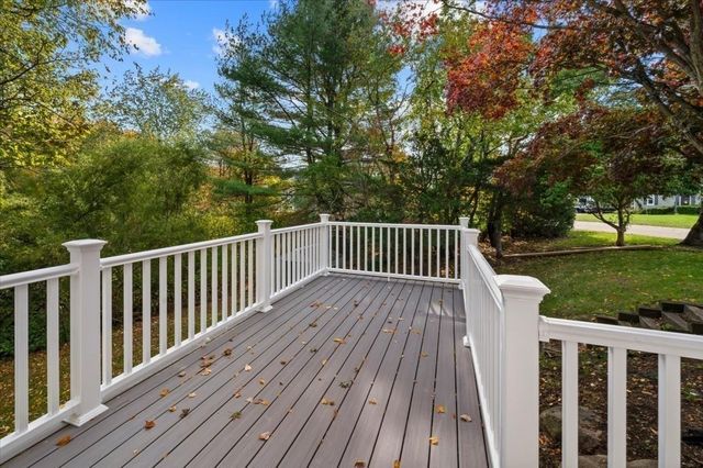 599 Oakhill Ave, Attleboro, MA 02703
