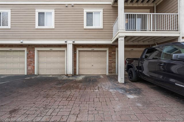 1159 Beaver Run, Troy, MI 48083