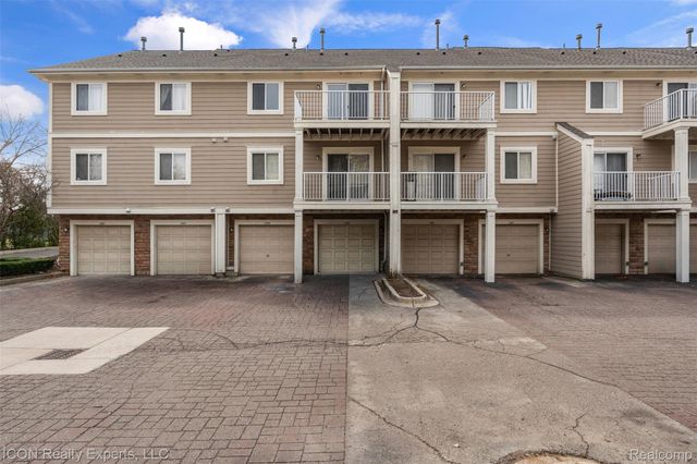 1159 Beaver Run, Troy, MI 48083