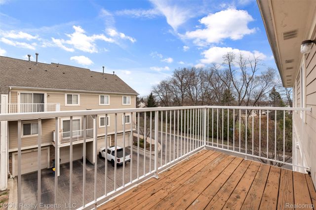 1159 Beaver Run, Troy, MI 48083