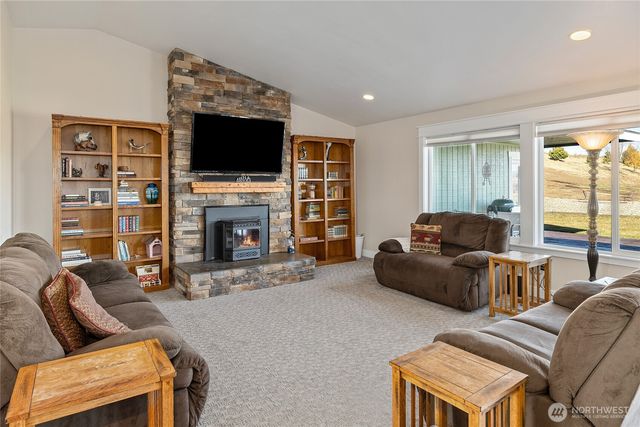 880 Saddlerock Dr., Ellensburg, WA 98926