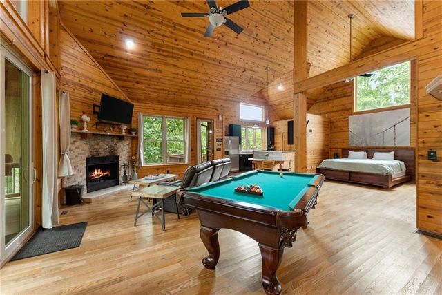 265 Maple Ridge Drive, Cleveland, GA 30528