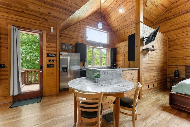 265 Maple Ridge Drive, Cleveland, GA 30528