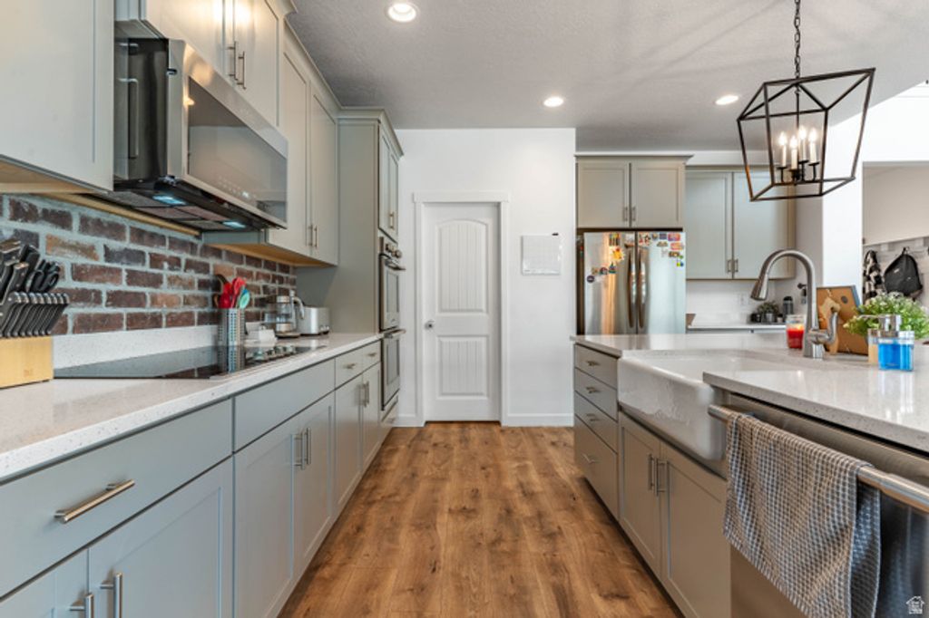 Image 13 of property listing at 663 S CROOKED POST WAY, Saratoga Springs, UT 84045