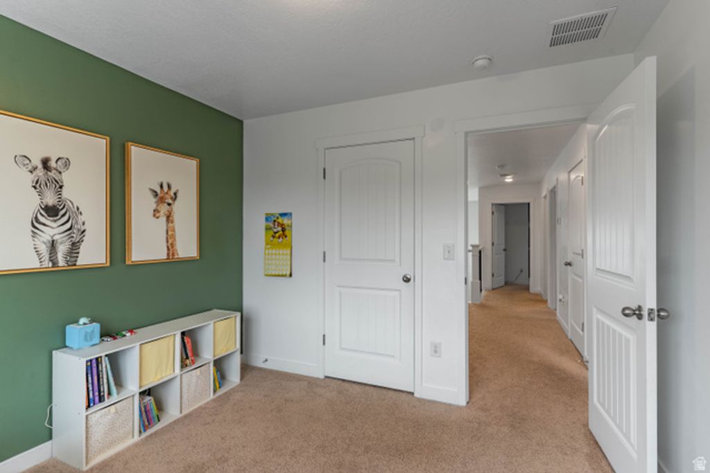 Image 30 of property listing at 663 S CROOKED POST WAY, Saratoga Springs, UT 84045