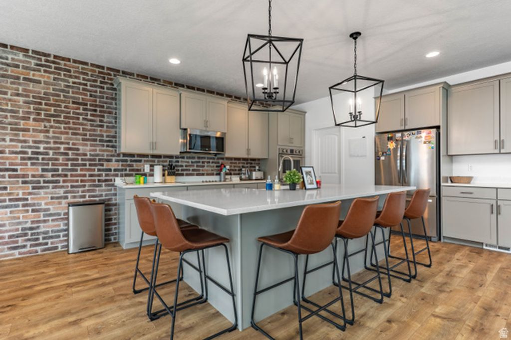 Image 10 of property listing at 663 S CROOKED POST WAY, Saratoga Springs, UT 84045
