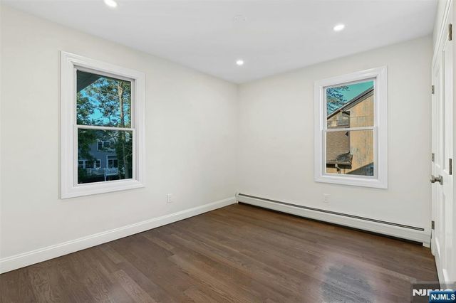306 Ogden Avenue, Teaneck, NJ 07666