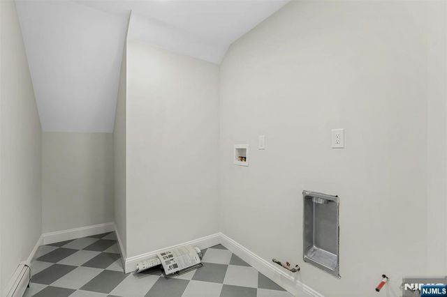306 Ogden Avenue, Teaneck, NJ 07666