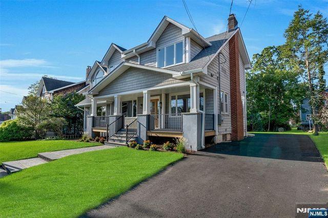 306 Ogden Avenue, Teaneck, NJ 07666
