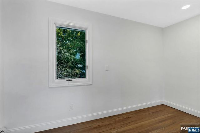 306 Ogden Avenue, Teaneck, NJ 07666