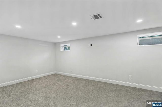 306 Ogden Avenue, Teaneck, NJ 07666