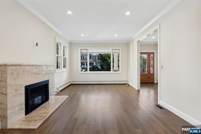 306 Ogden Avenue, Teaneck, NJ 07666