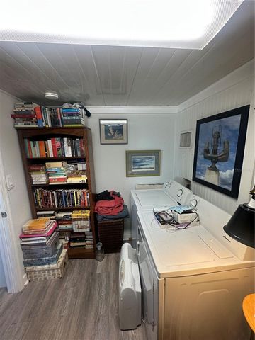 204 52ND AVENUE PLAZA E, Bradenton, FL 34203