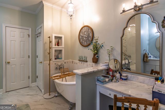 204 Weatherford Place, Macon, GA 31210