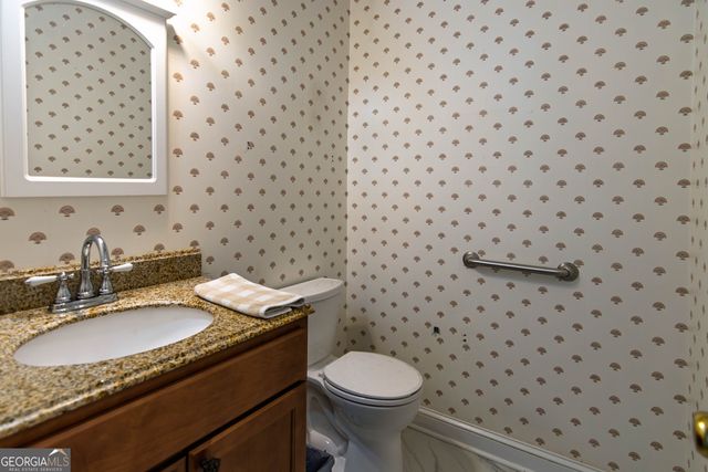 204 Weatherford Place, Macon, GA 31210