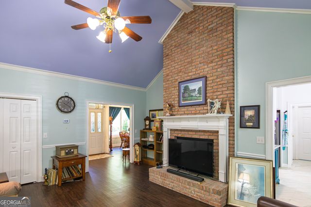 204 Weatherford Place, Macon, GA 31210