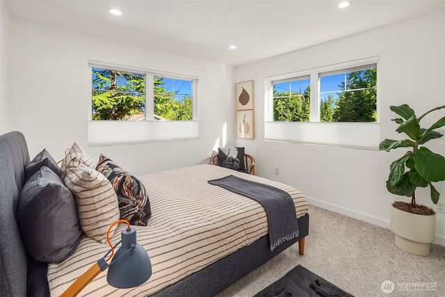 10419 41st Avenue SW, Seattle, WA 98146