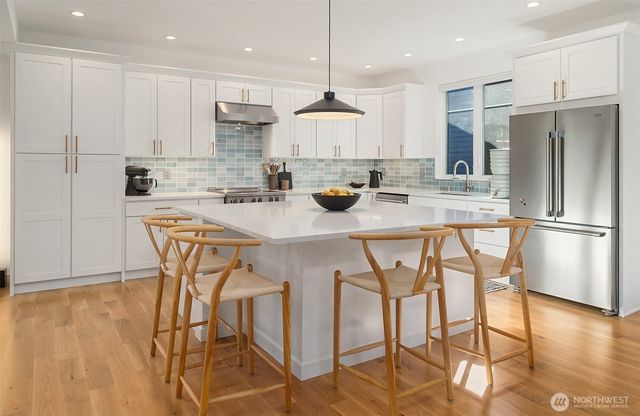 10419 41st Avenue SW, Seattle, WA 98146