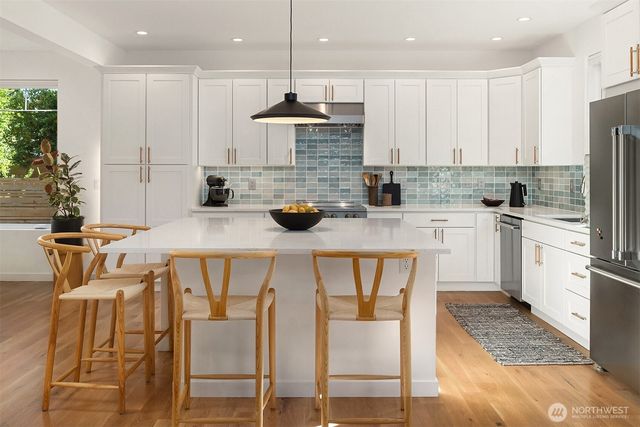 10419 41st Avenue SW, Seattle, WA 98146