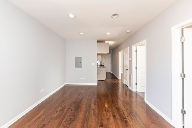 1010 S 1st Avenue 201, Maywood, IL 60153