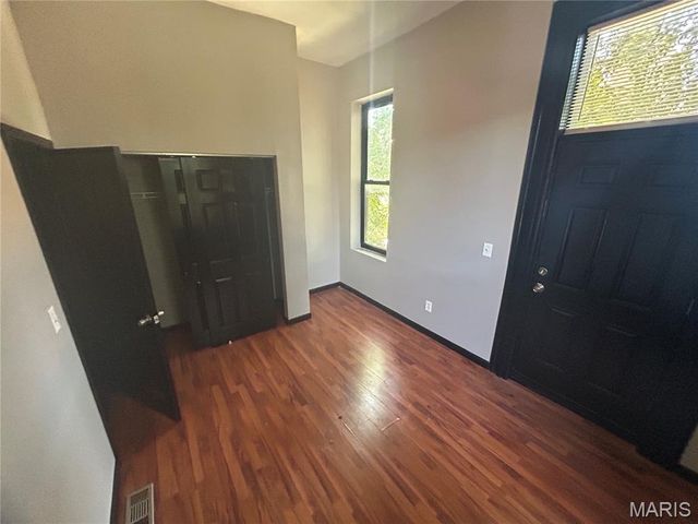 2742 Osage Street, St Louis, MO 63118