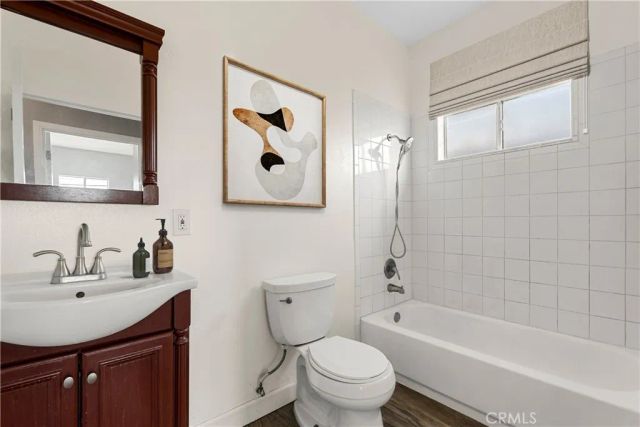 10406 Avalon Boulevard, Los Angeles, CA 90003