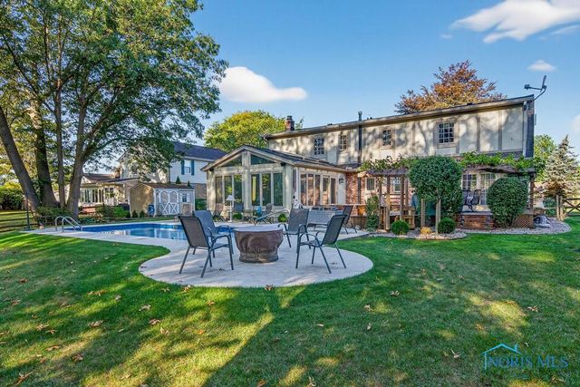 2945 Byrnwyck, Maumee, OH 43537