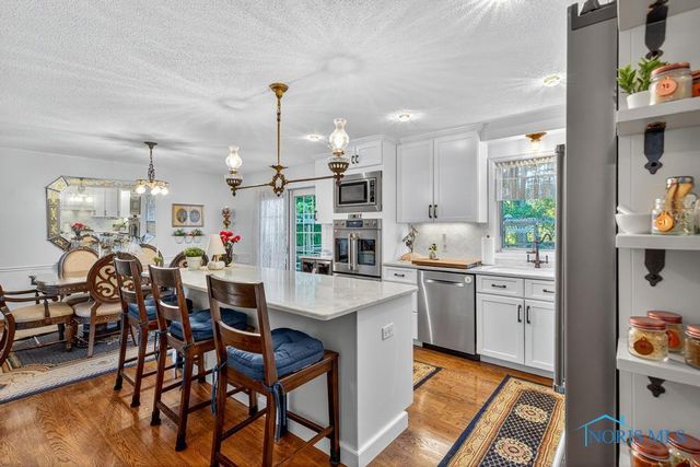 2945 Byrnwyck, Maumee, OH 43537