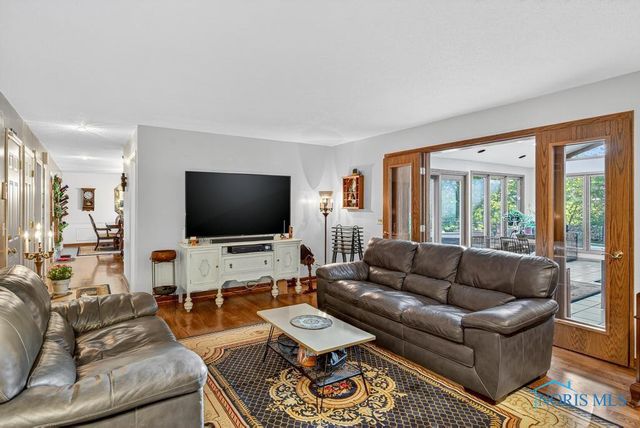 2945 Byrnwyck, Maumee, OH 43537