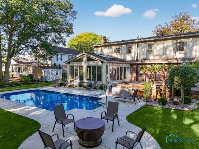 2945 Byrnwyck, Maumee, OH 43537