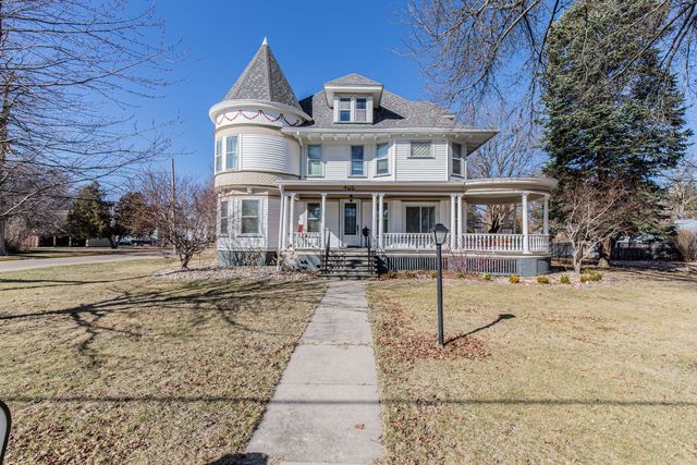 405 E Peru Street, Princeton, IL 61356