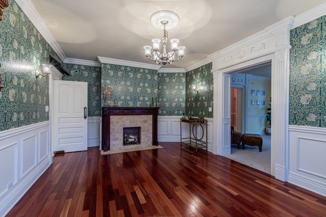 405 E Peru Street, Princeton, IL 61356