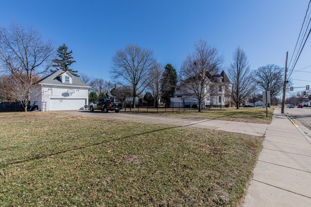 405 E Peru Street, Princeton, IL 61356